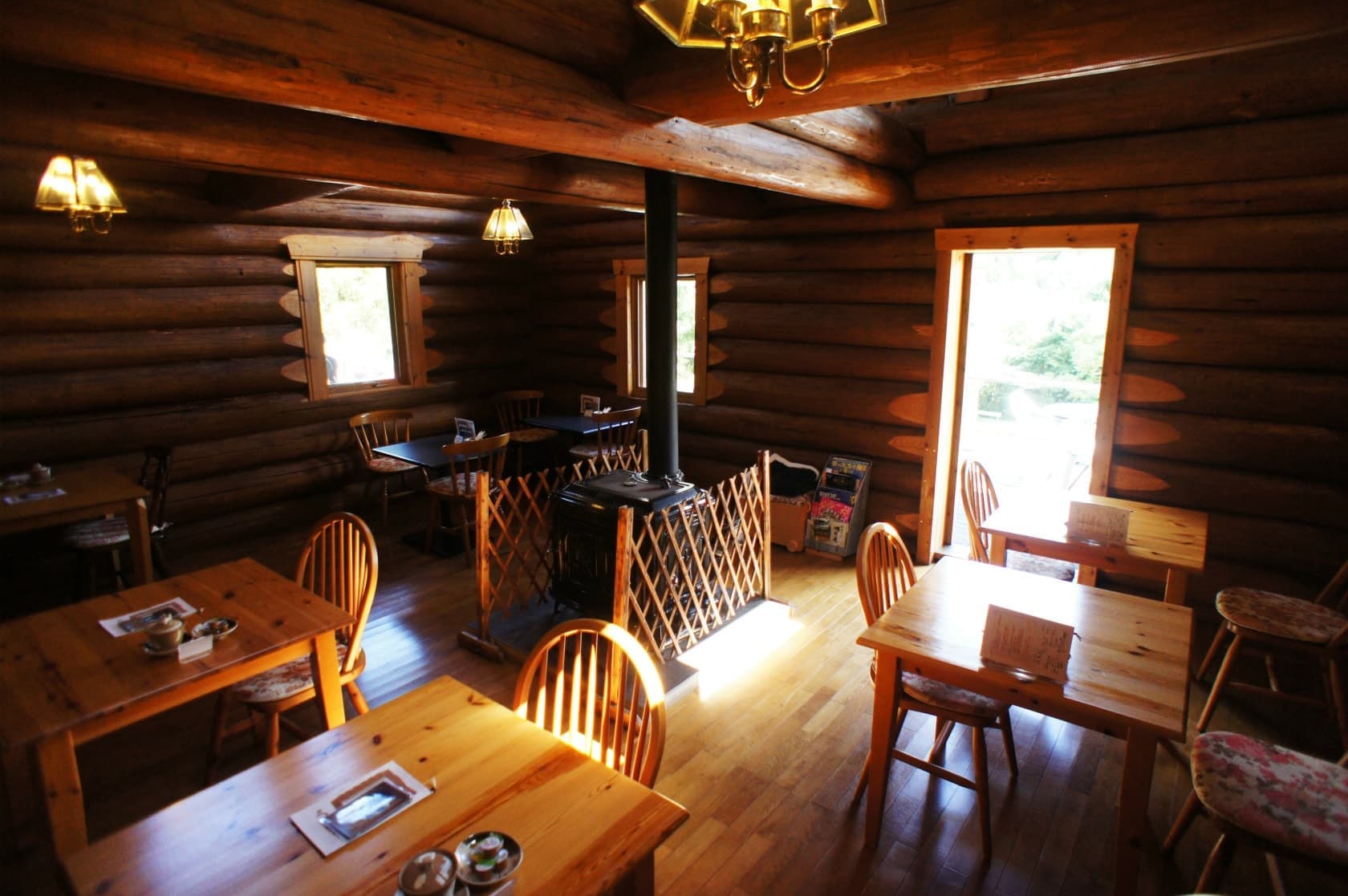 Cafe’　遊森歩　（カフェ ユーモア）