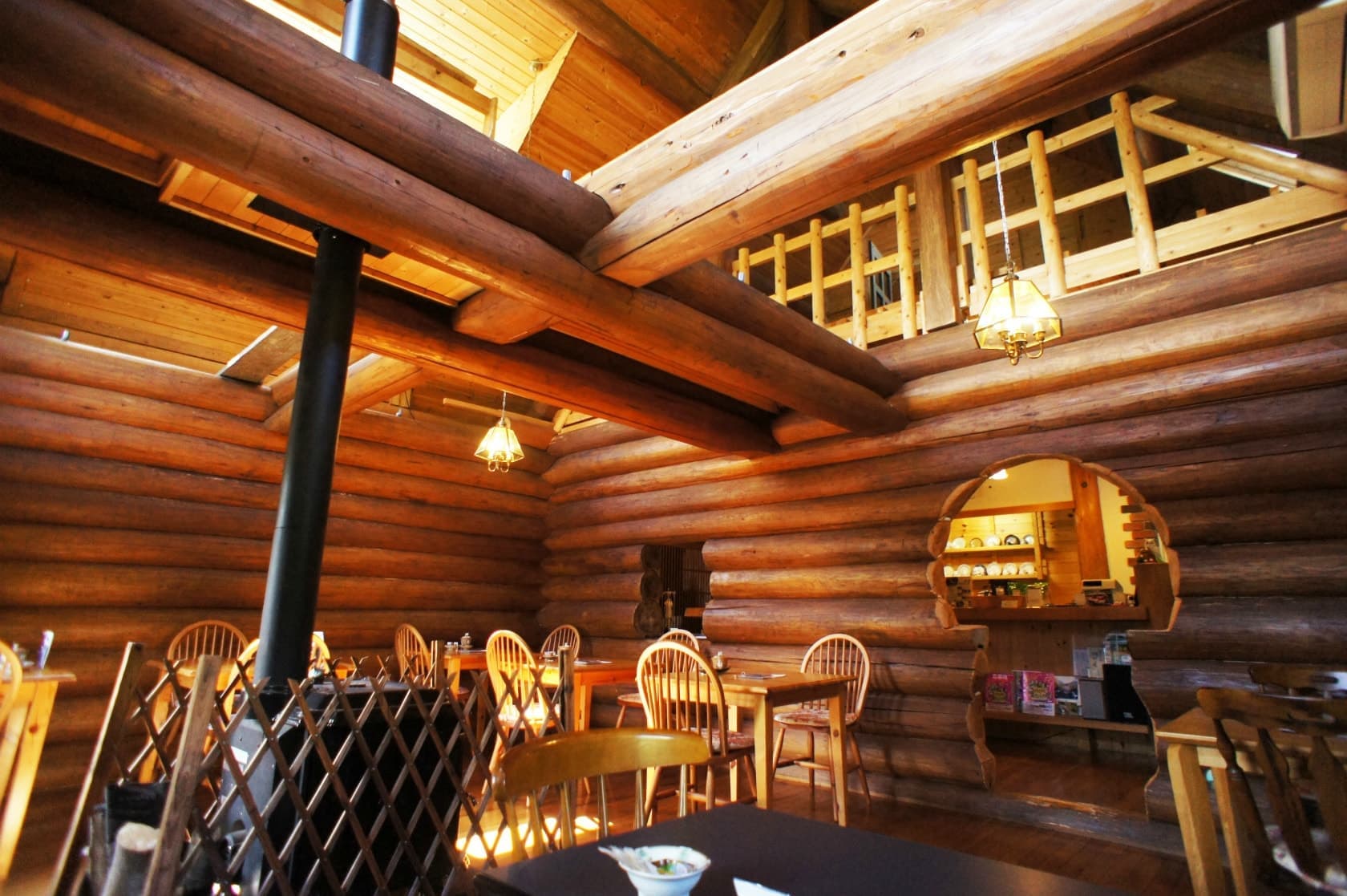 Cafe’　遊森歩　（カフェ ユーモア）