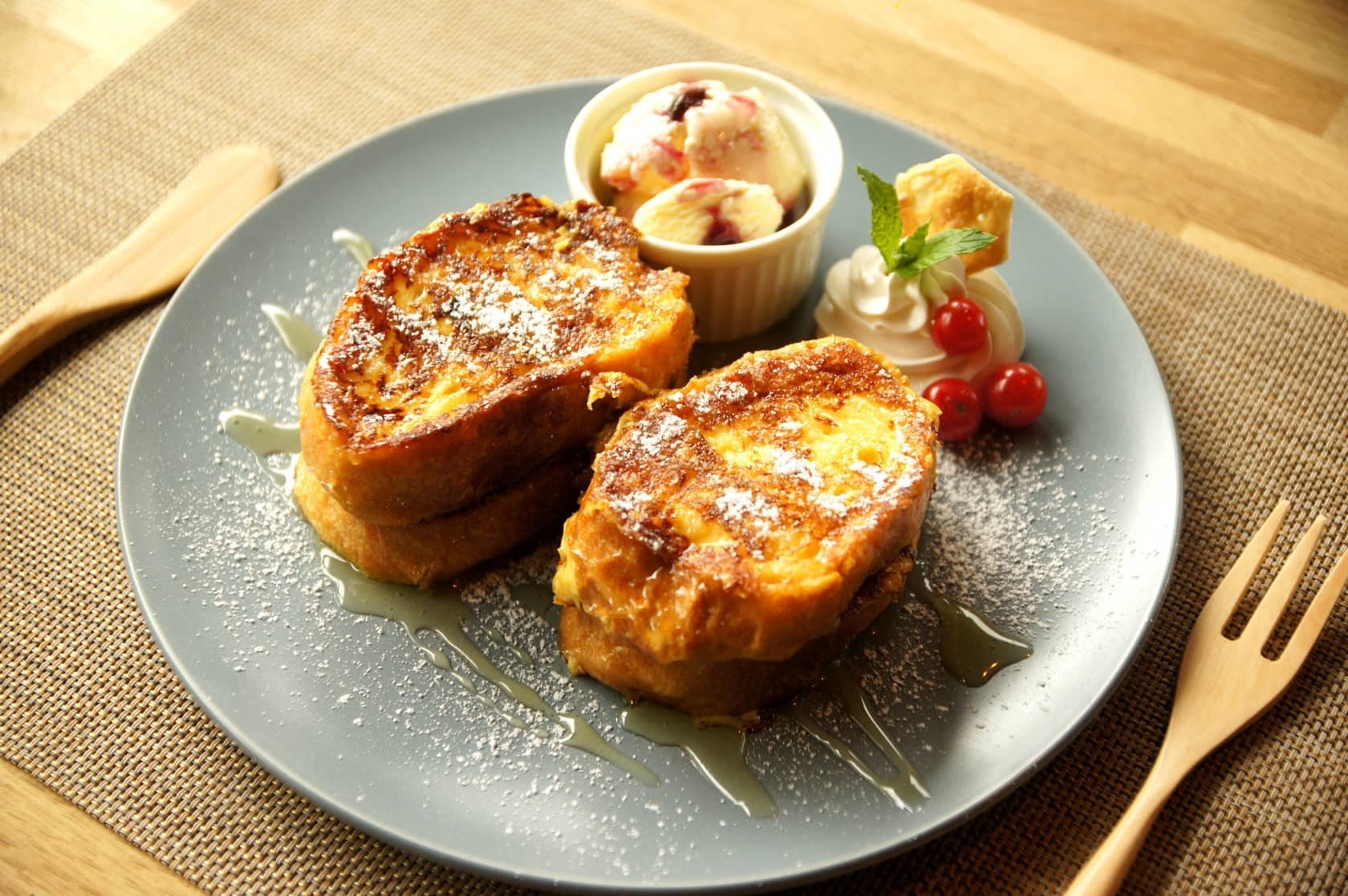 大子でランチ＆ディナーなら、カフェ＆ゲストハウス＆ゲストハウス 咲くカフェ　フレンチトーストプレート