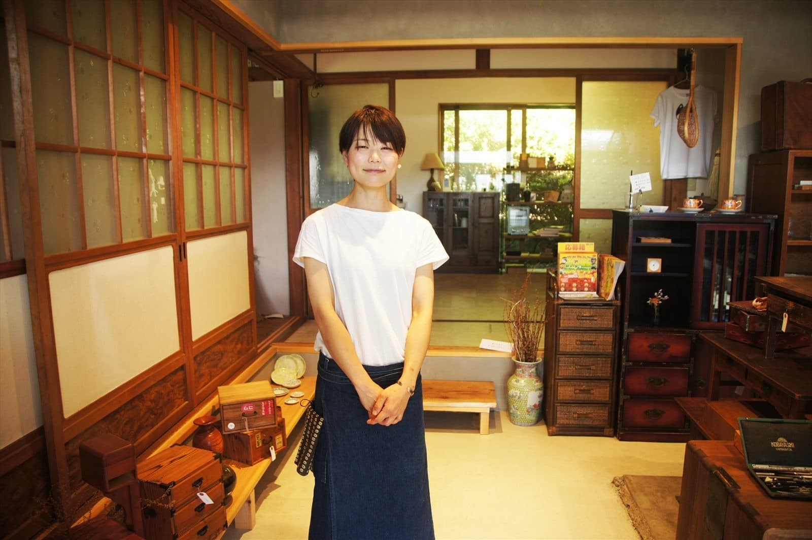 コーヒーと家具のお店「hajimari」ハジマリ