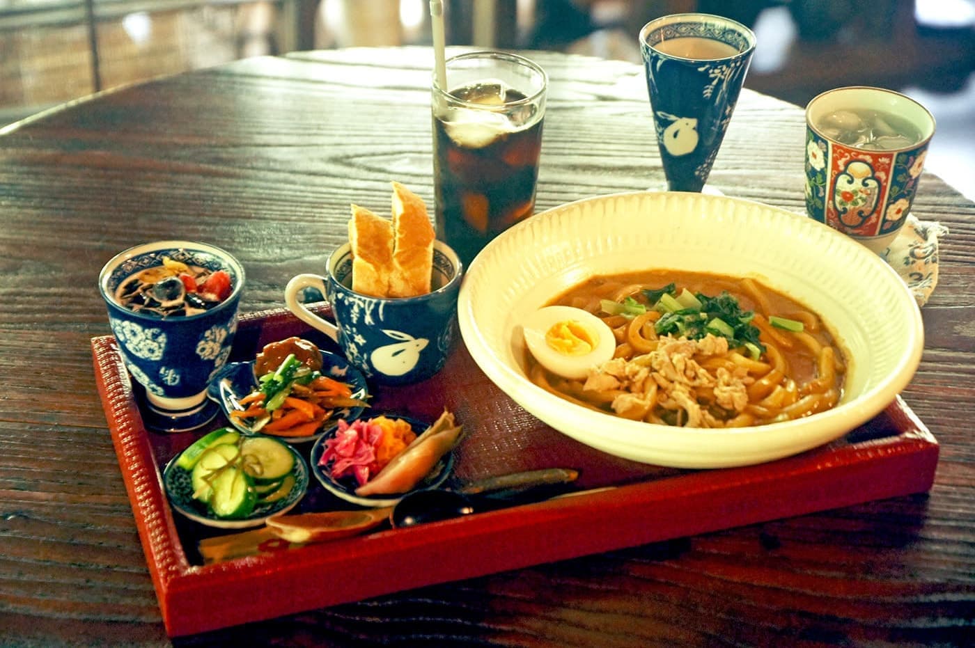 茨城・大子、アンティーク雑貨 & こぢんまりカフェ 葵陽