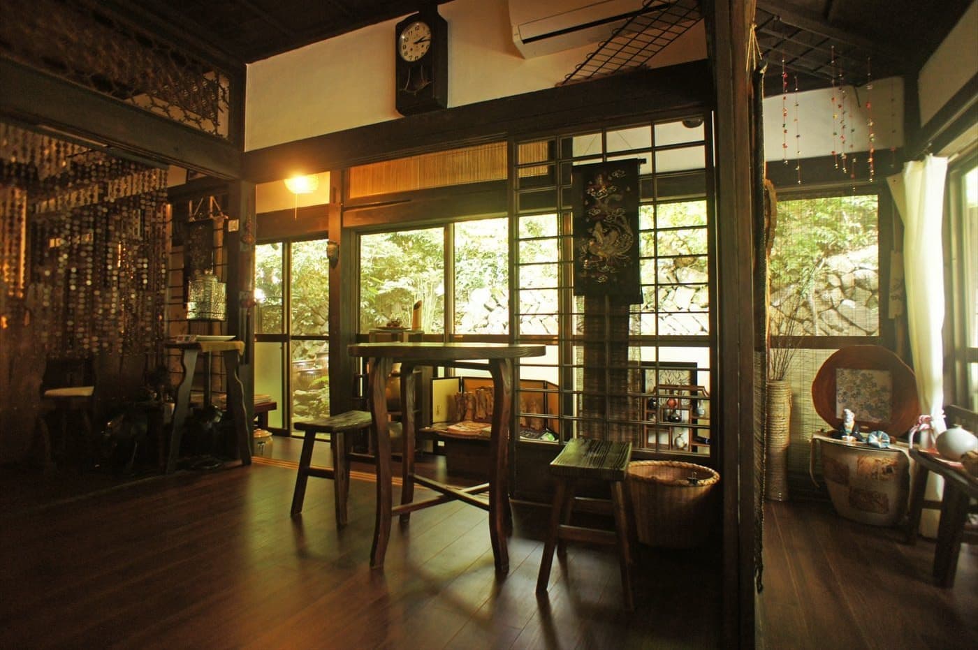 茨城・大子、アンティーク雑貨 & こぢんまりカフェ 葵陽