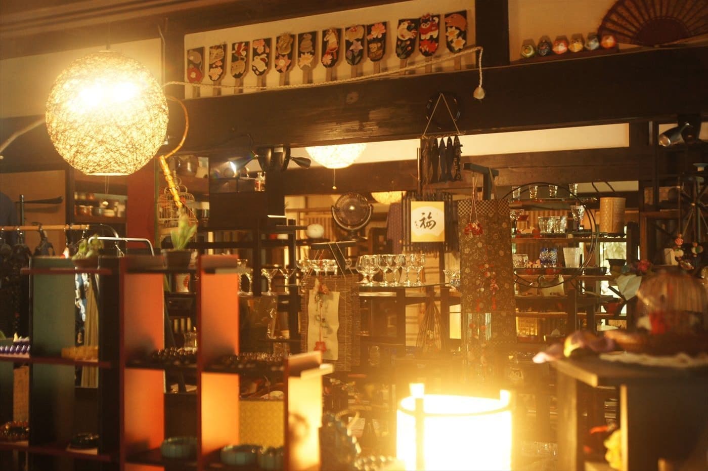 茨城・大子、アンティーク雑貨 & こぢんまりカフェ 葵陽