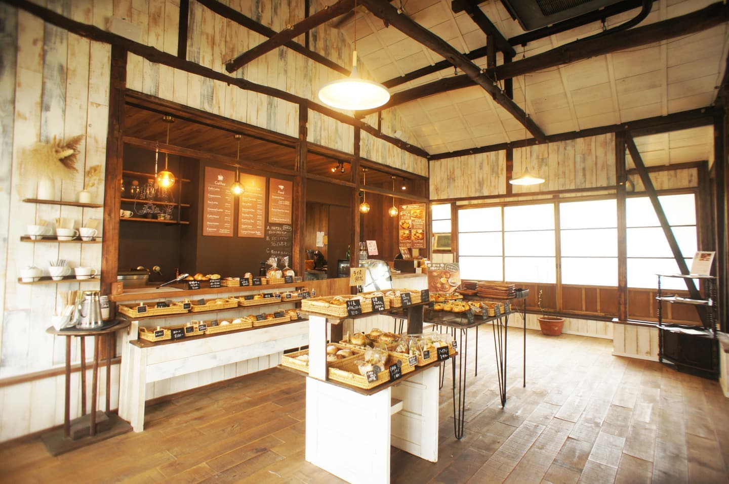 茨城・大子町でランチなら、ベーカリカフェ 咲くカフェ Flower